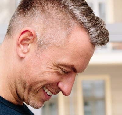 German artist and illustrator Olaf Hajek. Photo by Tetjana Lux exclusive for the book of Natalie Ratkovski Talk with the artist.
